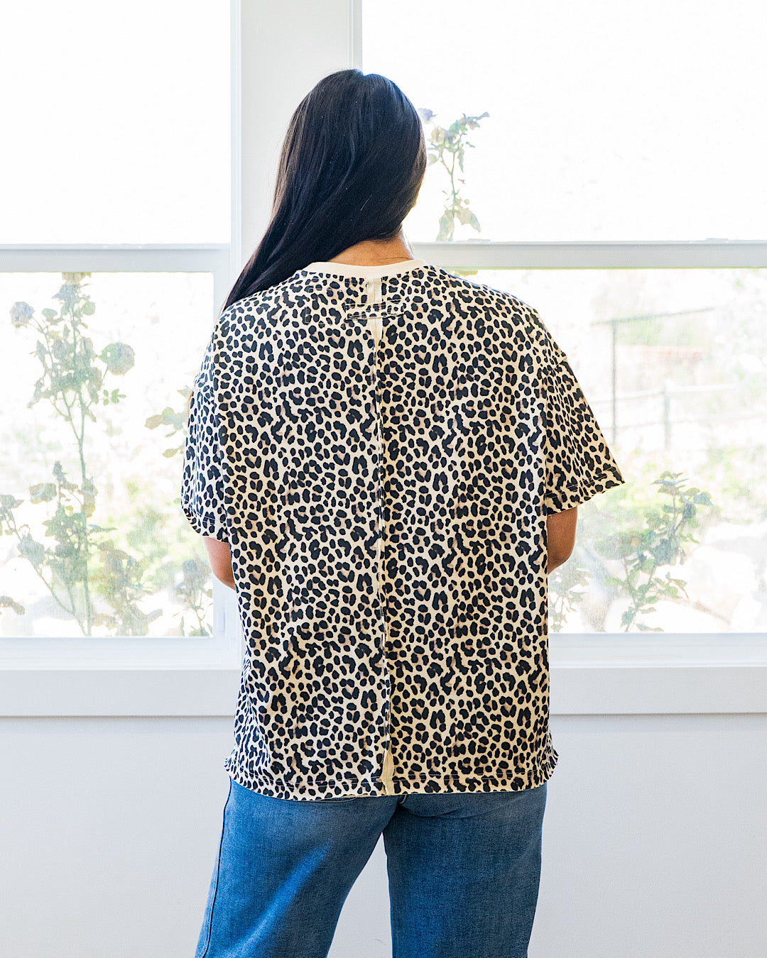 Camiseta estilo boyfriend con estampado de leopardo Layover de Ampersand Ave