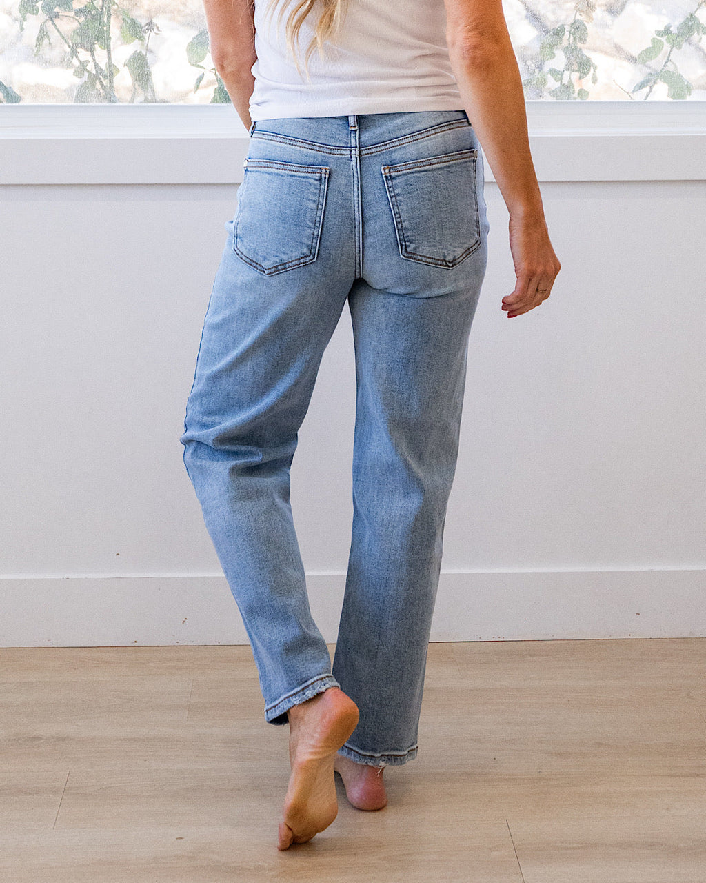 Jeans rectos sin roturas Judy Blue Deanna