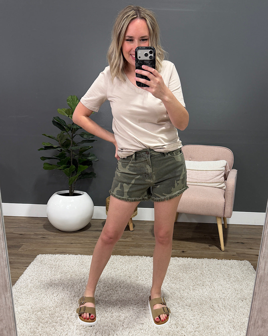 Shorts de mezclilla KanCan Sandi con dobladillo deshilachado - Camuflaje EN OFERTA