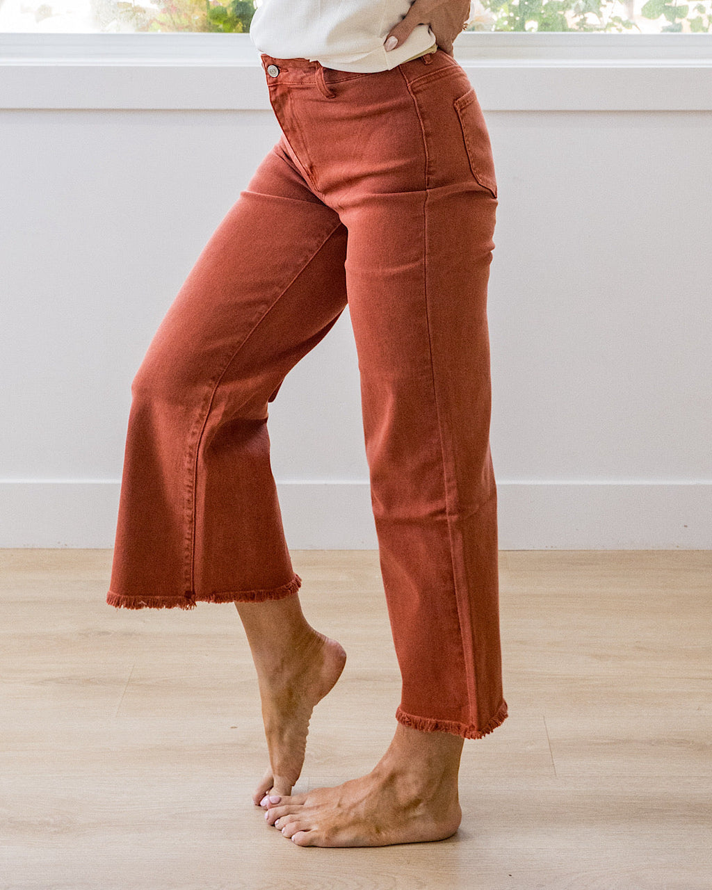 Jeans Mae de pernera ancha y corte tobillero - Color óxido