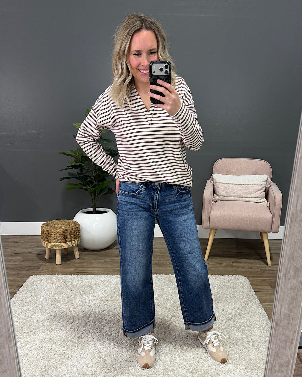Jeans estilo boyfriend Risen Rowan sin efecto desgastado - Lavado oscuro