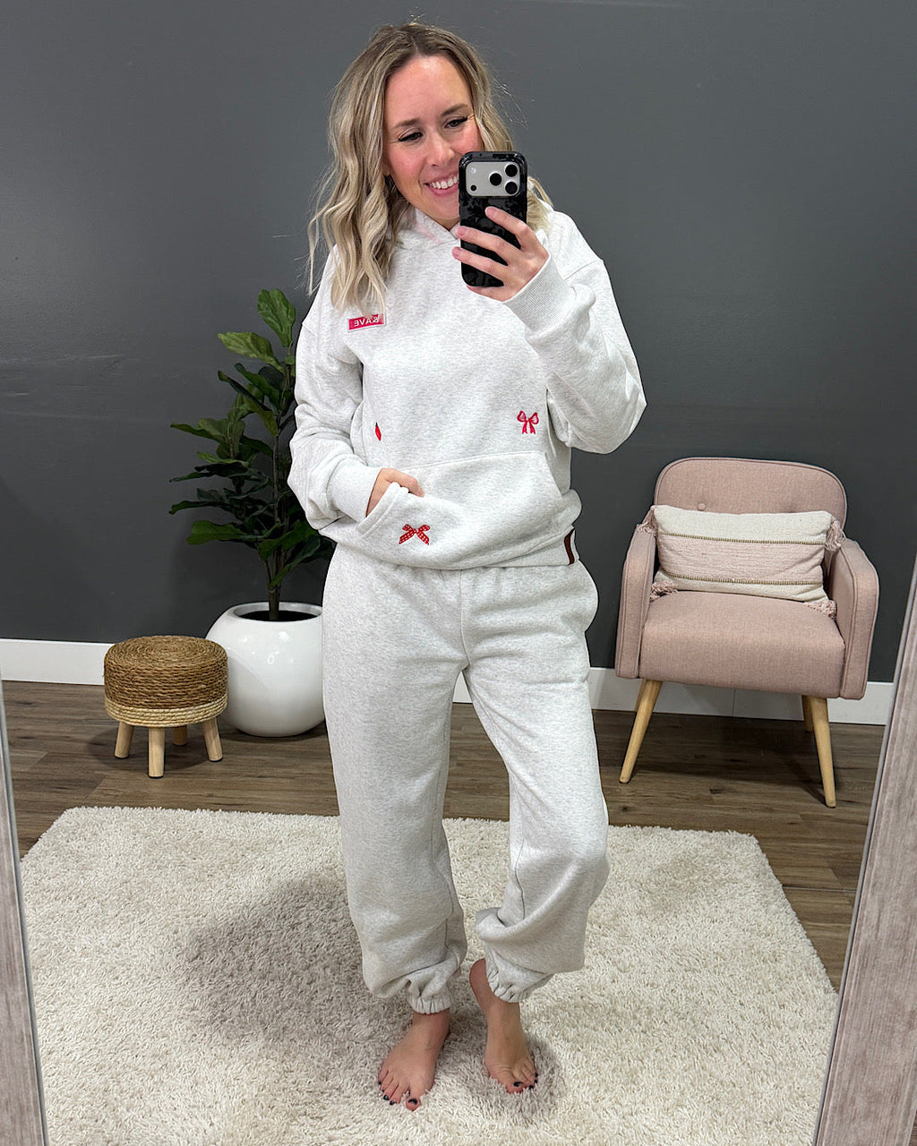 Sudadera Comfort Zone de Ampersand Ave - Girly Things VENTA FINAL