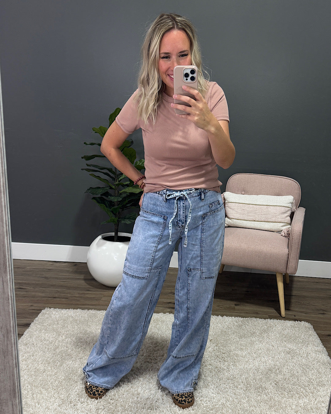 Jeans de pierna ancha con amarre en la cintura Blakeley Say Yes VENTA FINAL