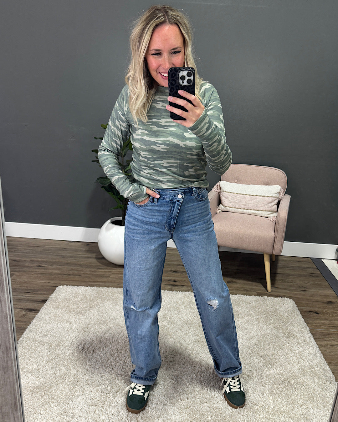 Jeans rectos estilo crossover de KanCan VENTA FINAL