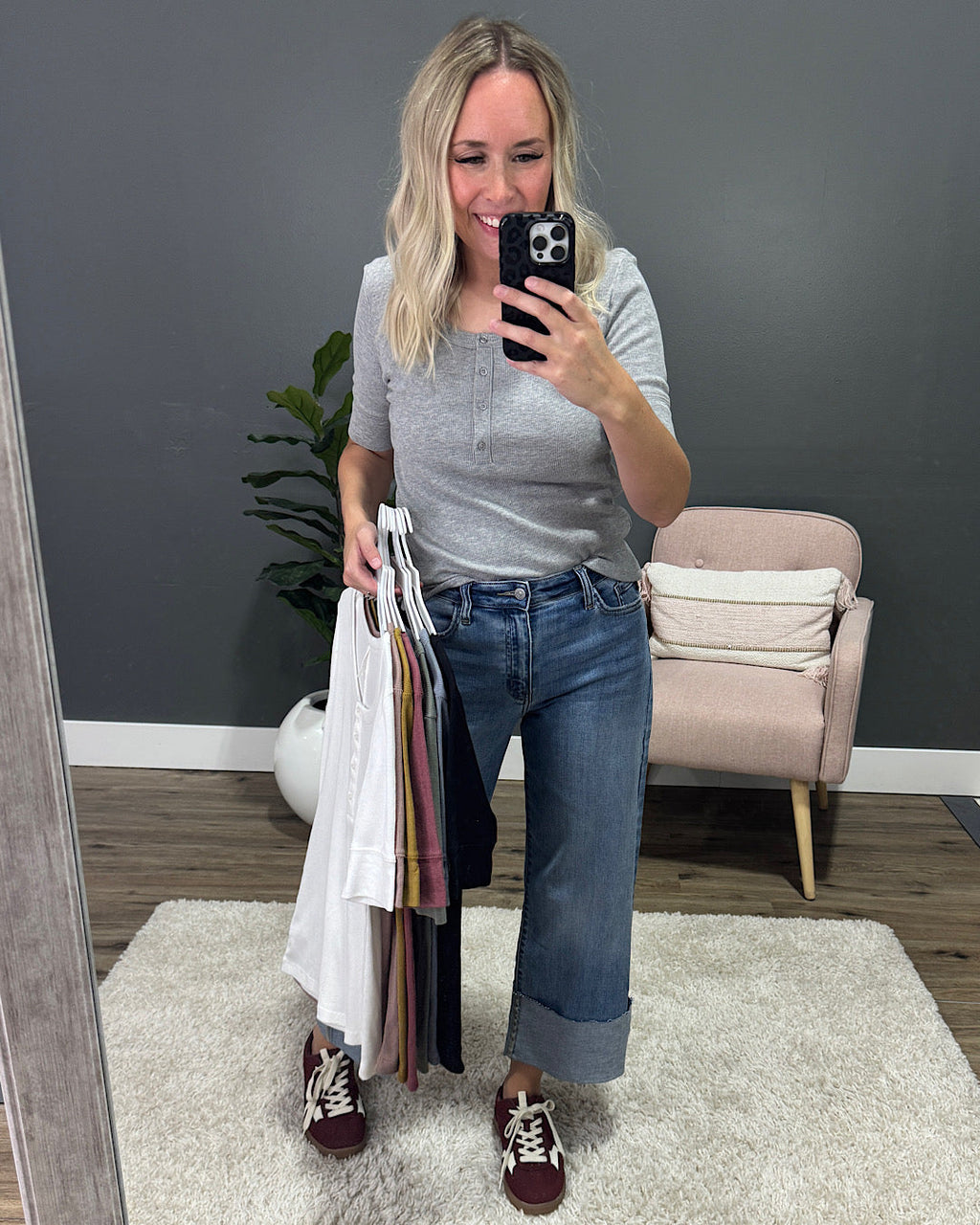 Blusa Henley Abigail de cuello redondo acanalado - Marfil VENTA FINAL