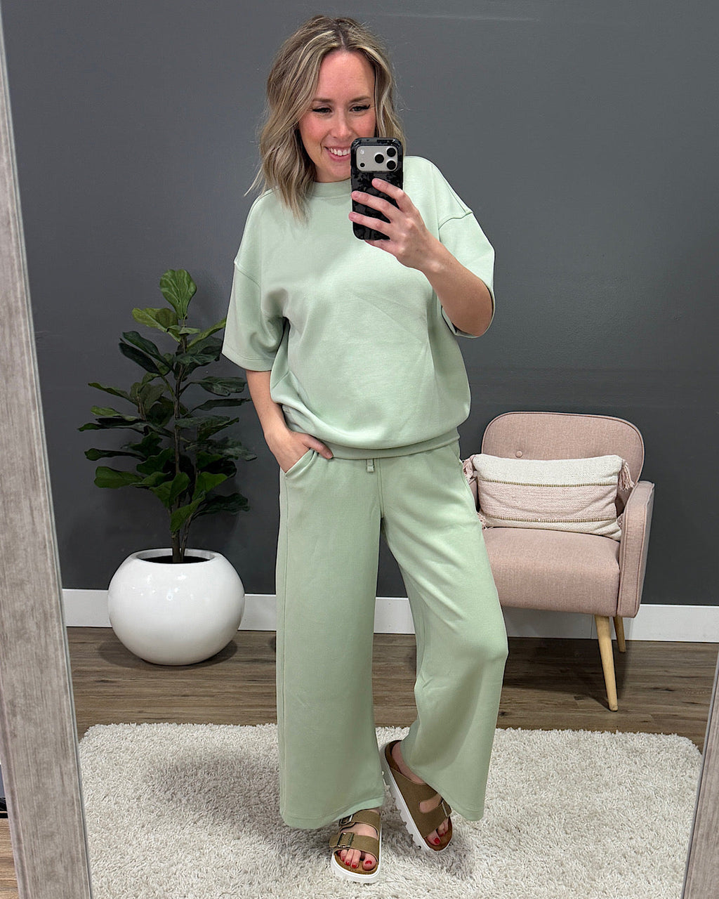 Pantalones anchos de tela scuba Kendall - Crema pistacho